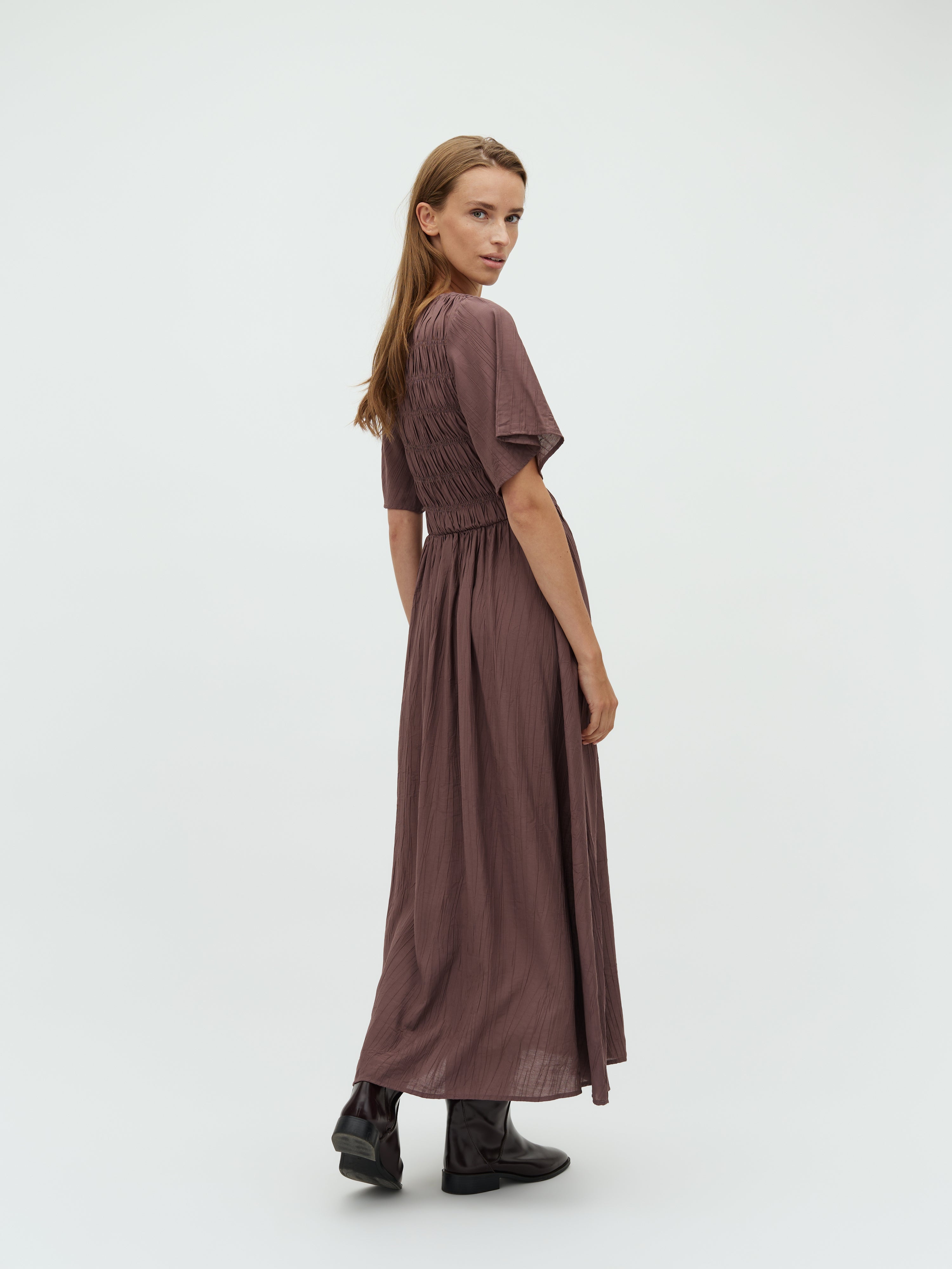Mehina-M_Brown Lilac_Model_2