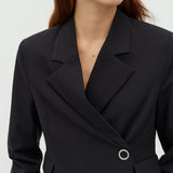 Iva-M_Black_Model_1