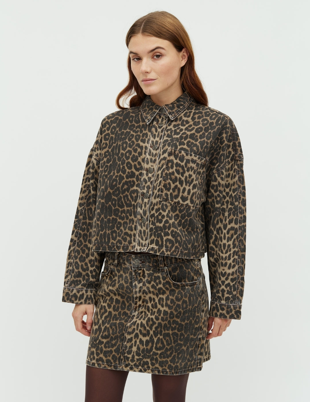 Wanniah-M_Leopard Mist_Model_0