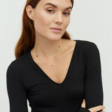 Vanna_Black_Model_1