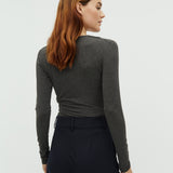 Lione_Dark Grey Melange_Model_2