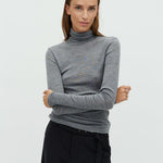 Ina-M_Medium Grey Melange_Model_0