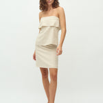Daphnie-M_Natural Linen_Model_0