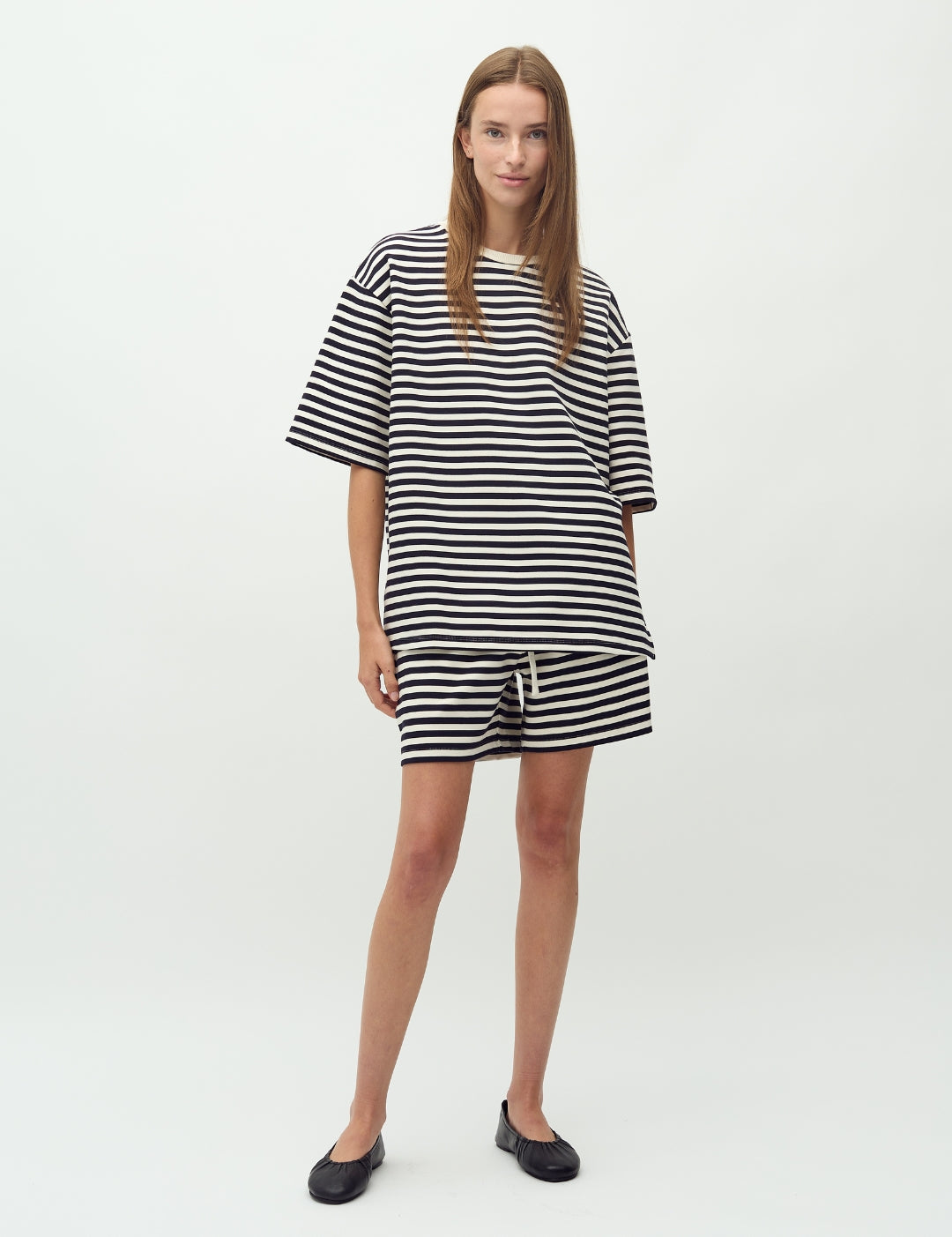 Jaxi-M_Night Sky Sugar Stripe_Model_0