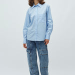 Aurore-M_Classic Light Blue_Model_2