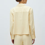 Elio-M_Summer Yellow_Model_2